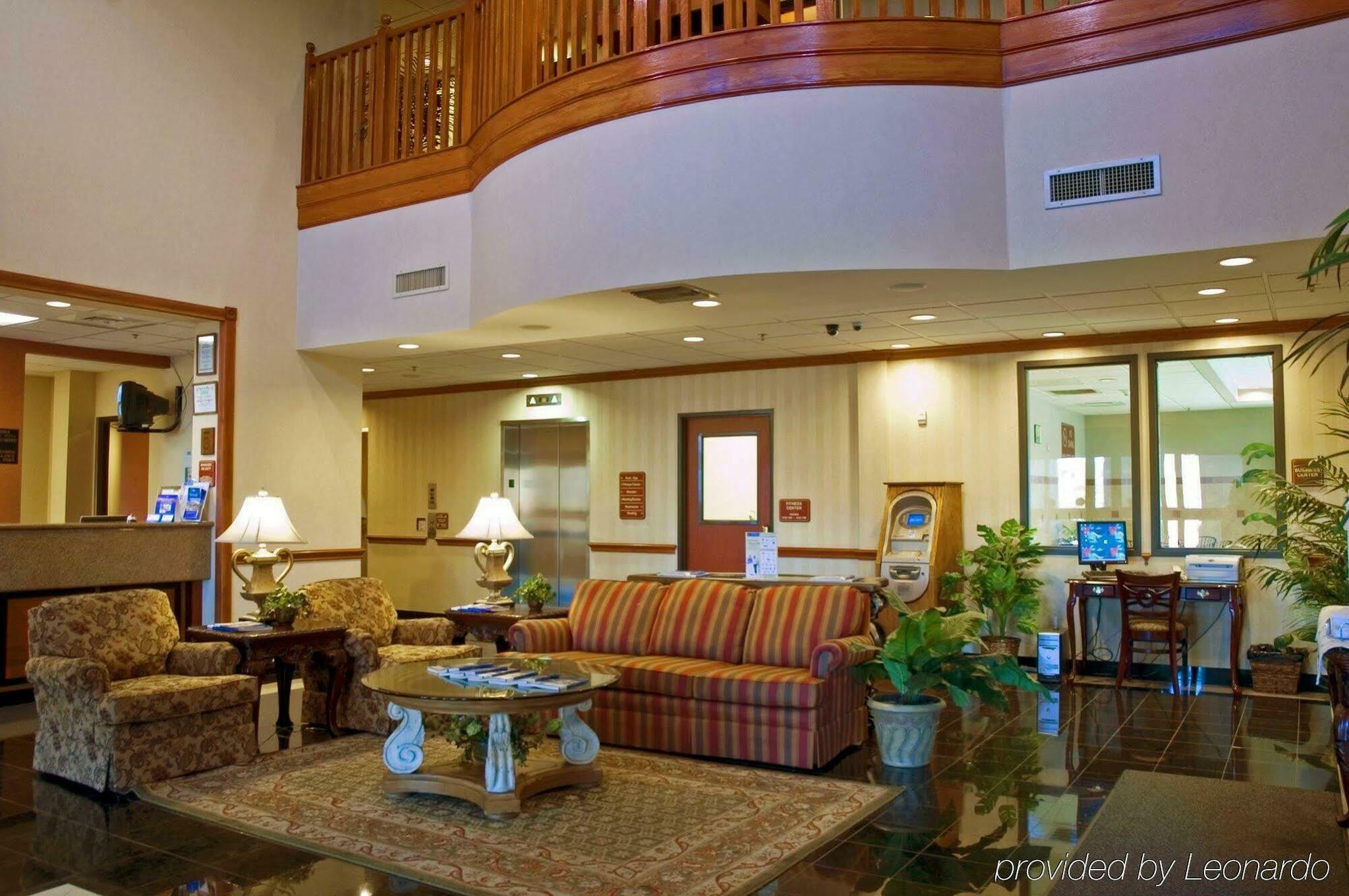 Hotel Express & - Memorial Park Area By Ihg
